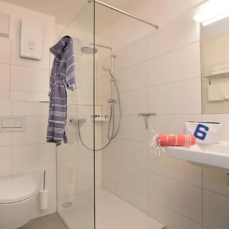 아파트 Frauscher Hafen-apartments 그문덴