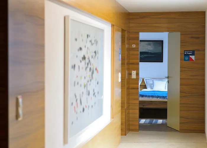 Frauscher Hafen-apartments 公寓 *